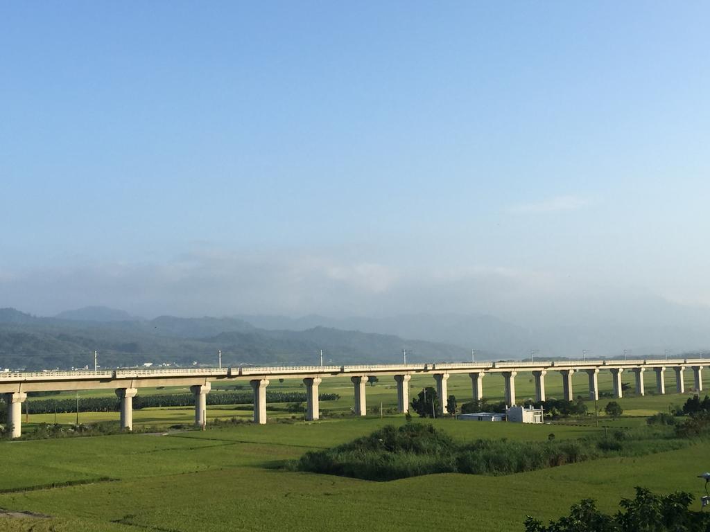Hou Shan Ren Jia B&B Luye Esterno foto